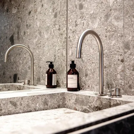 Clea - Modern Alpine Hideaway Apartment Flims