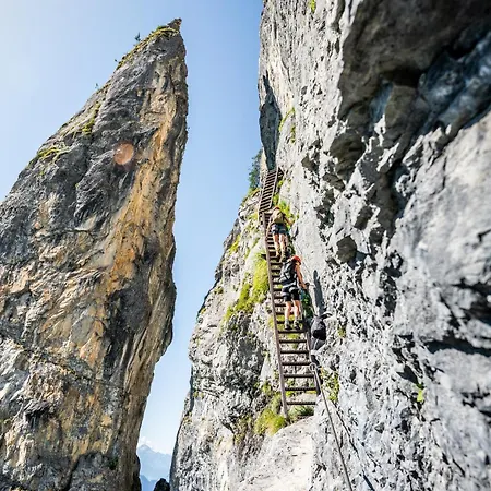 Clea - Wandern, Biken Und Stilvoll Entspannen شقة